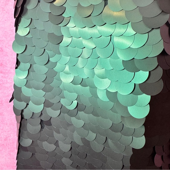 213. Maeve by Anthropologie Green Sequin One Shoulder Bow Mini Dress Small - Picture 6 of 8